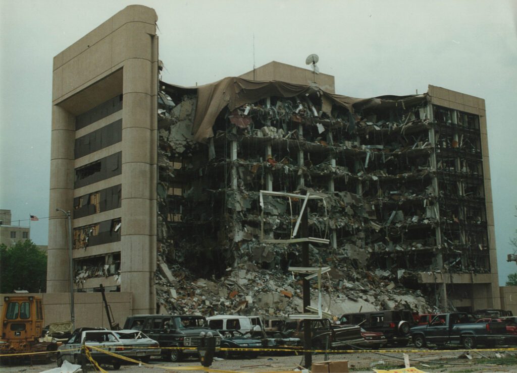 Alfred p. murrah building 2000x1445
