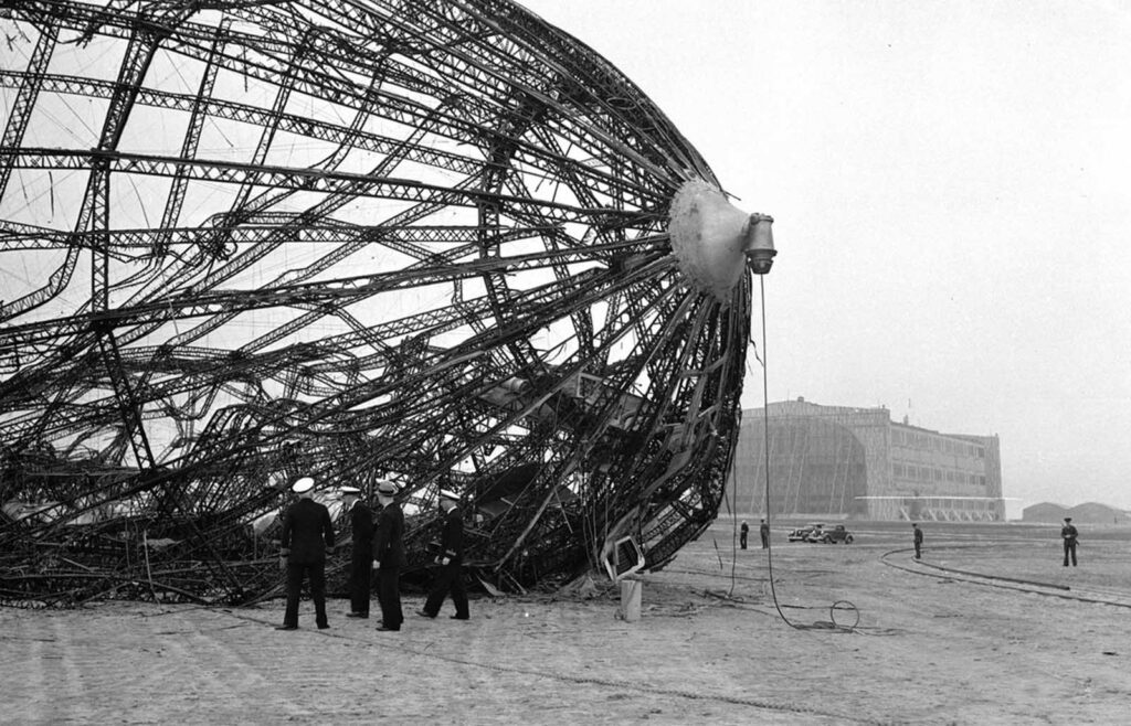 Hindenburg disaster (27)