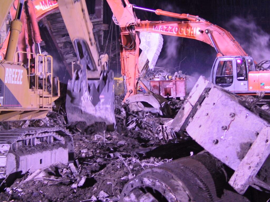 ELEV MOTOR ELEV MOTOR textfiles 48033290142 20011015 20011018 10 17 01 PM Material Management 117 1757 IMG