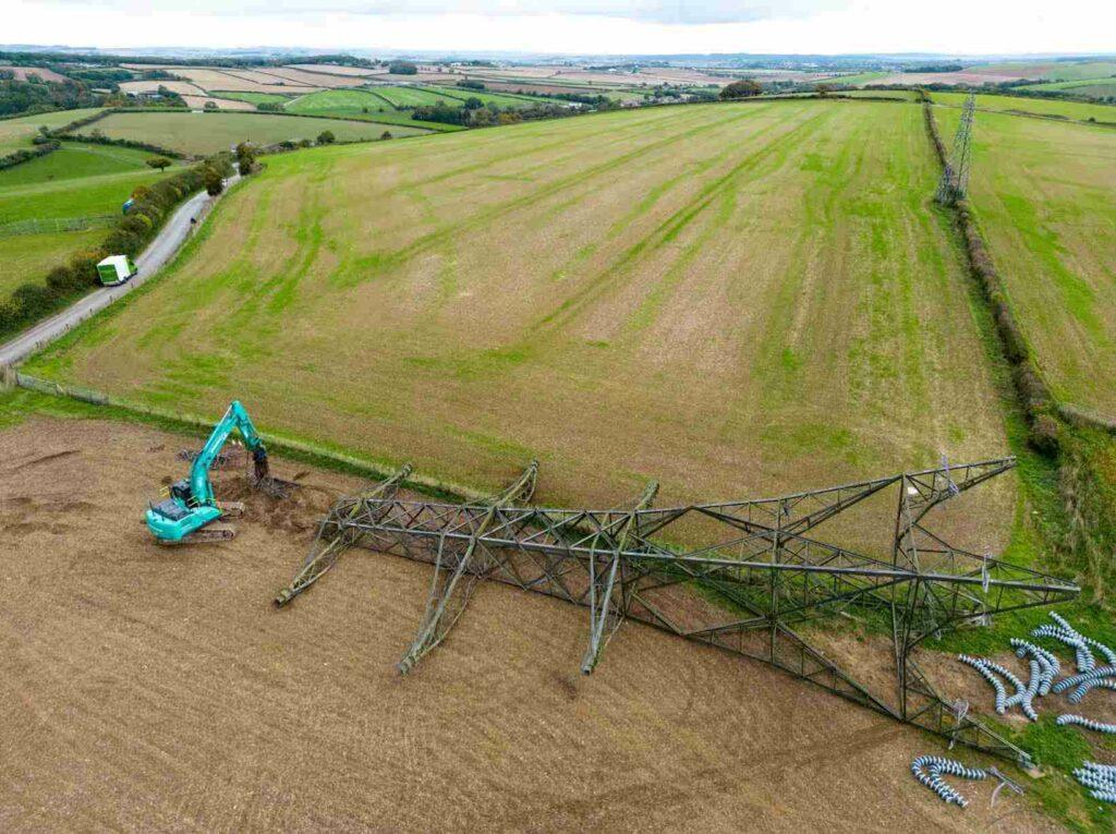 X 0 Dorset Downs Electricity Pylons As Cable To Be Buried