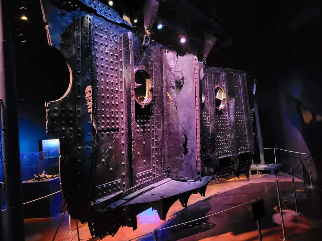 This piece of the hull was one of the most amazing things v0 3he5uopjnc6e1