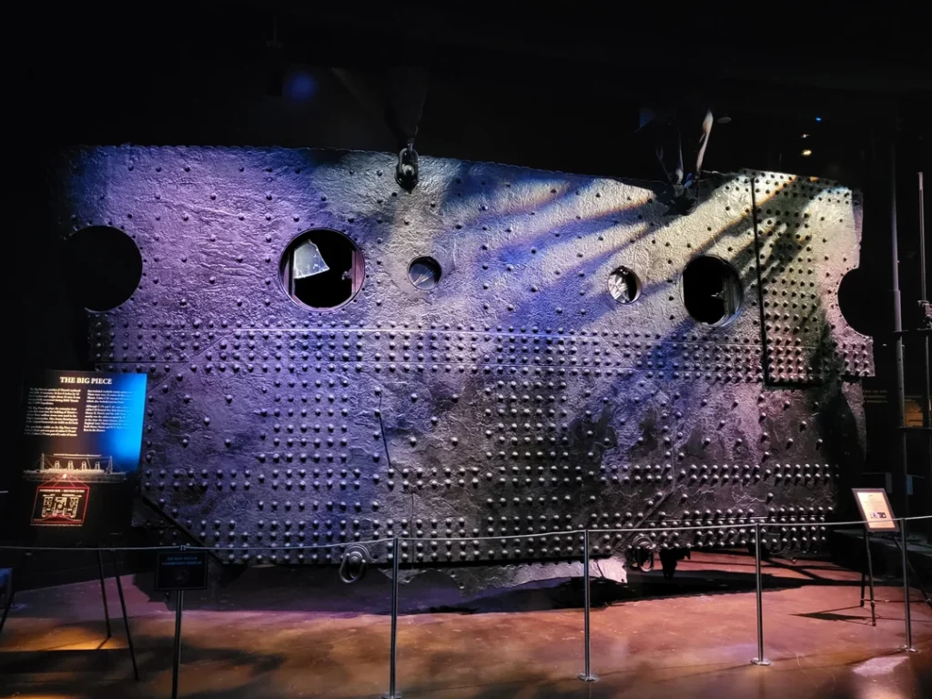 This piece of the hull was one of the most amazing things v0 hp4c3gmenc6e1